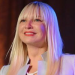 Sia Settles